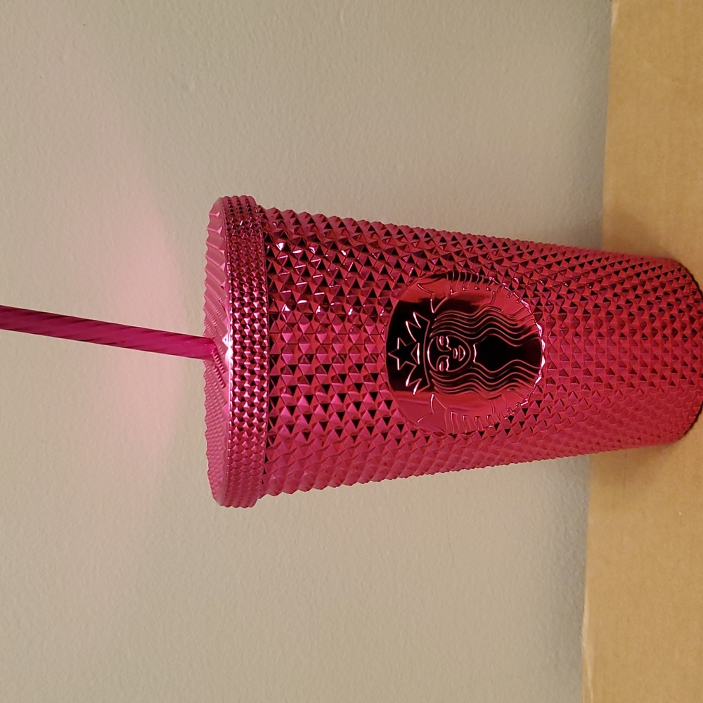 Starbucks Xmas 2022 Sangria Pink Grande Studded Tumbler 16oz Cold Cup